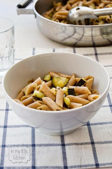 Macarrones integrales con calabacin