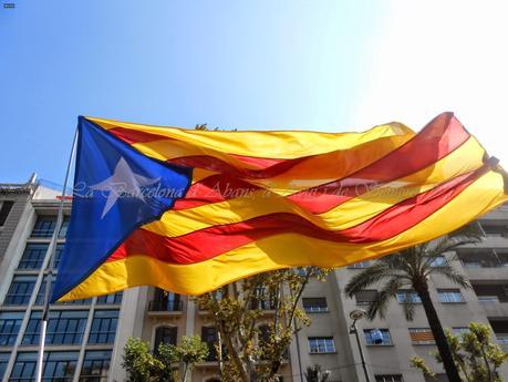 DIADA DE CATALUNYA, 2014,...2.200.000, PERSONAS NOS HEMOS REUNIDO EN BARCELONA,ESTE POST SE LO DEDICO A JOSEP ESTRUEL, DEL BLOG VIVÈNCIES, PETONS I BONA DIADA , UNA ABRAÇADA A Mª ROSA...!!!11-09-2014...!!!