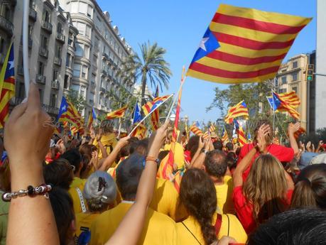 DIADA DE CATALUNYA, 2014,...2.200.000, PERSONAS NOS HEMOS REUNIDO EN BARCELONA,ESTE POST SE LO DEDICO A JOSEP ESTRUEL, DEL BLOG VIVÈNCIES, PETONS I BONA DIADA , UNA ABRAÇADA A Mª ROSA...!!!11-09-2014...!!!