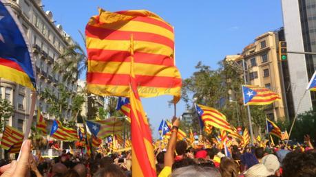 DIADA DE CATALUNYA, 2014,...2.200.000, PERSONAS NOS HEMOS REUNIDO EN BARCELONA,ESTE POST SE LO DEDICO A JOSEP ESTRUEL, DEL BLOG VIVÈNCIES, PETONS I BONA DIADA , UNA ABRAÇADA A Mª ROSA...!!!11-09-2014...!!!