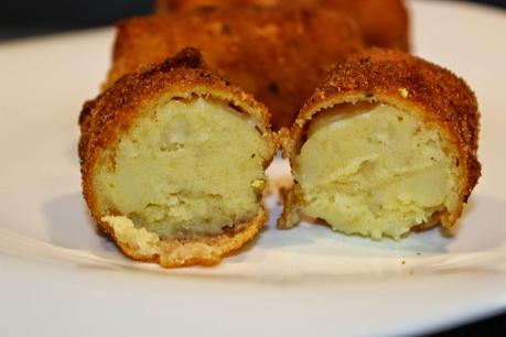 Croquetas de Patatas con Torta del casar