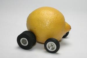 TeorĂ­a de los limones en la compra de coches de segunda mano