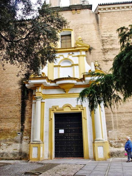 La Iglesia de San Hermenegildo (2): La fachada.