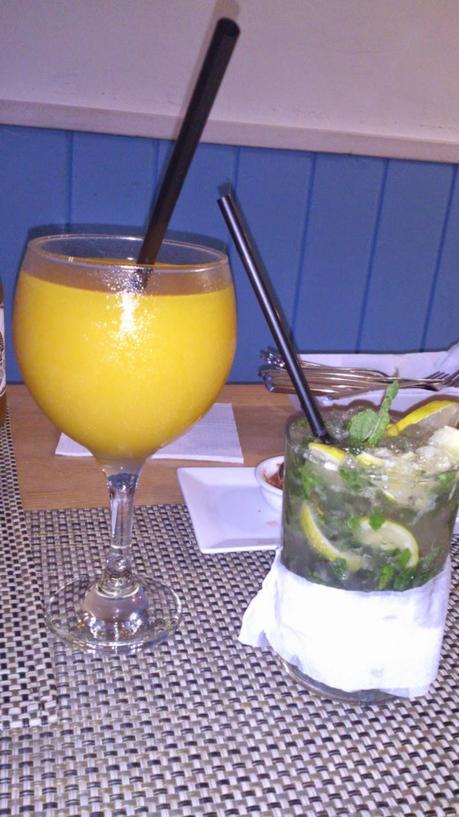 beber mojito y jugo de mango 