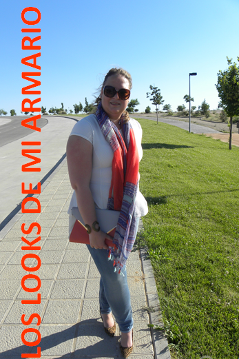 http://www.loslooksdemiarmario.com/2014/09/outfit-look-working-girl.html