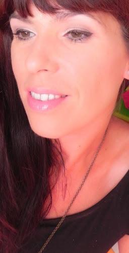 Rosado otoñal (look, outfit y manicura)