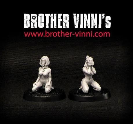 Novedades de Brother Vinni: Kneeling slavegirls