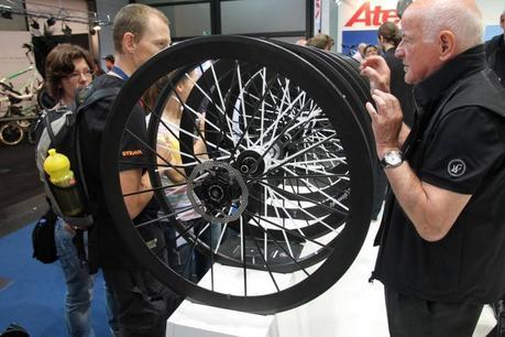 Lighwight Smart Wheel 1