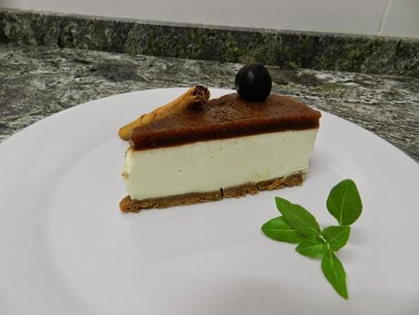 TARTA CREMOSA DE CHOCOLATE BLANCO Y CEREZAS DE BOLEA SIN GLUTEN