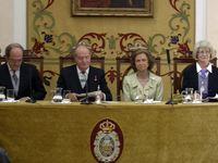 Los Reyes de España inauguran el Curso de las Reales Academias en la Real Academia de Farmacia