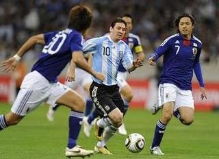 Japón da la sorpresa y derrota a Argentina( 1-0 )