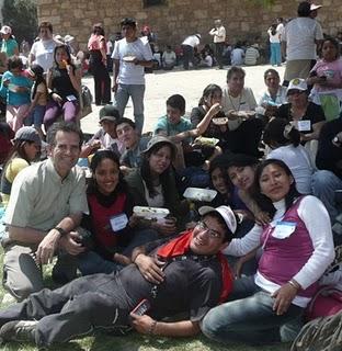 DIÓCESIS DE CARABAYLLO PEREGRINA A QUIVES: ¡METER A CRISTO HASTA EN LA SOPA!