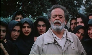 A TRAVES DE LOS OLIVOS