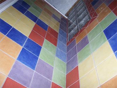 Tú Preguntas! Pintar azulejos del baño, pros y contras