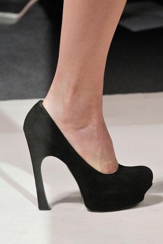 L'AMOUR FOUR YSL - PIERRE BERGÉ