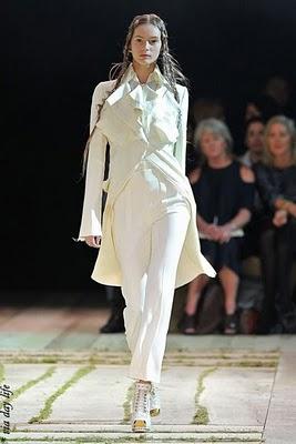 Moda en Paris - McQueen por Sarah Burton