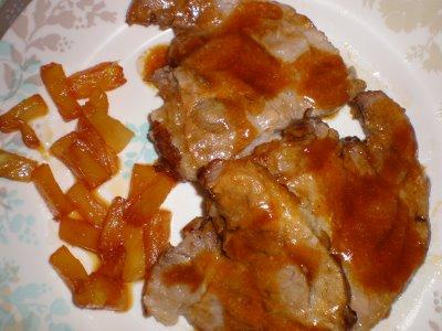 Asado de cerdo con piña.