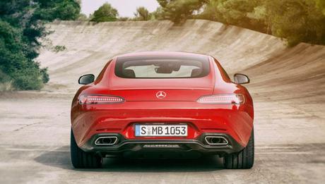 AMG-GT-2015-exhaust-RED