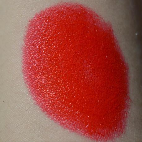 Ultra Colour Bold Lipsticks de AVON: Coral Burst,Fearless Fuchsia,Hi - Def Plum,Magenta Flash y Red Extreme, Ultra Colour Bold Lipsticks de AVON: Coral Burst,Fearless Fuchsia,Hi - Def Plum,Magenta Flash y Red Extreme,