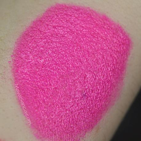 Ultra Colour Bold Lipsticks de AVON: Coral Burst,Fearless Fuchsia,Hi - Def Plum,Magenta Flash y Red Extreme, Ultra Colour Bold Lipsticks de AVON: Coral Burst,Fearless Fuchsia,Hi - Def Plum,Magenta Flash y Red Extreme,