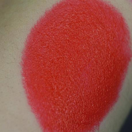 Ultra Colour Bold Lipsticks de AVON: Coral Burst,Fearless Fuchsia,Hi - Def Plum,Magenta Flash y Red Extreme, Ultra Colour Bold Lipsticks de AVON: Coral Burst,Fearless Fuchsia,Hi - Def Plum,Magenta Flash y Red Extreme,