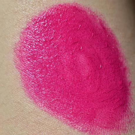 Ultra Colour Bold Lipsticks de AVON: Coral Burst,Fearless Fuchsia,Hi - Def Plum,Magenta Flash y Red Extreme, Ultra Colour Bold Lipsticks de AVON: Coral Burst,Fearless Fuchsia,Hi - Def Plum,Magenta Flash y Red Extreme,