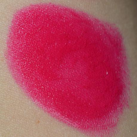 Ultra Colour Bold Lipsticks de AVON: Coral Burst,Fearless Fuchsia,Hi - Def Plum,Magenta Flash y Red Extreme, Ultra Colour Bold Lipsticks de AVON: Coral Burst,Fearless Fuchsia,Hi - Def Plum,Magenta Flash y Red Extreme,