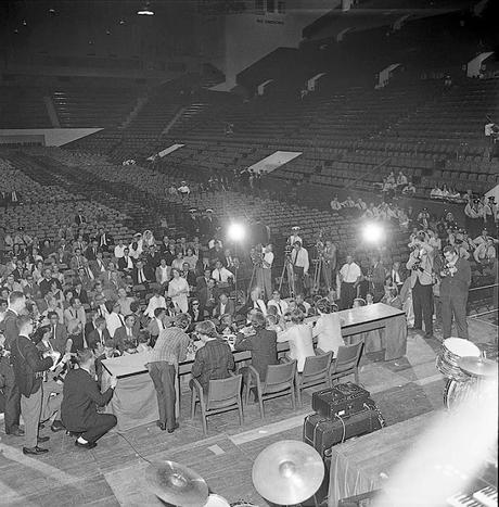 50 año: 07 Sept.1964 - Maple Leaf Gardens - Toronto, Canadá