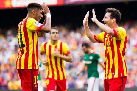 Messi y Neymar desatascan al Barça