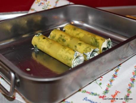 Cannelloni di Semola rellenos de Espinacas, Jamón y Queso Crema