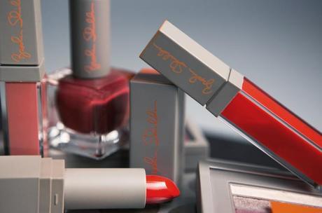 más información de la colección de colección de MAC; Brooke Shields