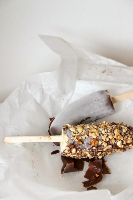 receta: crocantis de plátano - banana popsicles with chocolate and hazelnuts