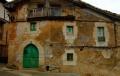 Vieja casa medio abandonada. Bóveda.