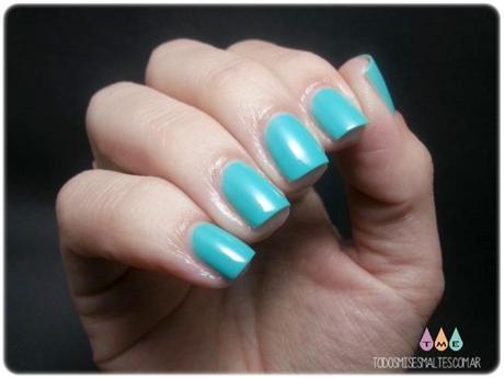 aloe-blosst-tiffany-nails