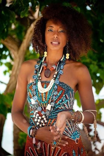 1 PARTE: Diseñadores de moda Africanos. Todo sobre su moda. 1 PARTE: Diseñadores de moda Africanos. Todo sobre su moda.