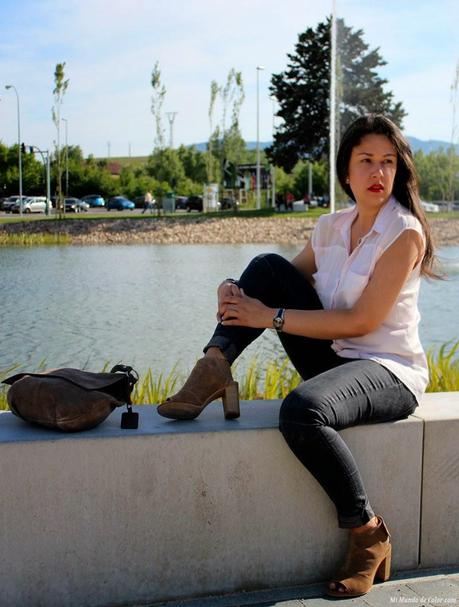 NEW IN  - SUEDE HEELS