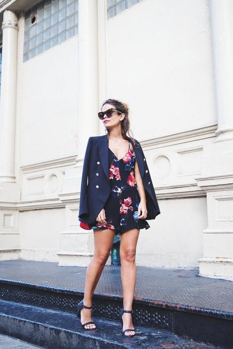 CANAL STREET Blazer-Floral_Jumpsuit-Purificacion_Garcia-Gucci_Disco_Bag-Senso_Sandals-Outfit_Street_Style-NYFW-20