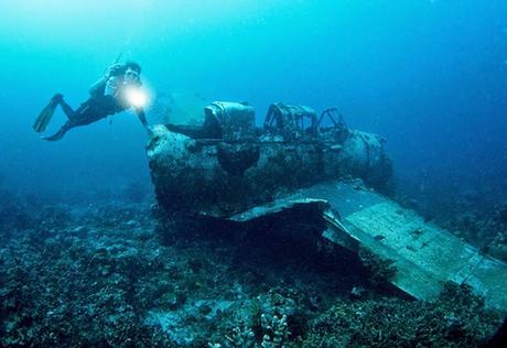 explorando los mares en busca de tesoros