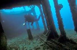 explorando los mares en busca de tesoros