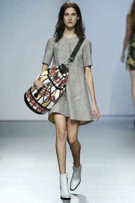 A girl named Álex la nueva colección de Juan Vidal