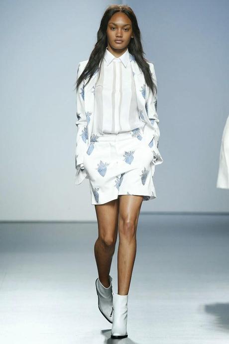 A girl named Álex la nueva colección de Juan Vidal