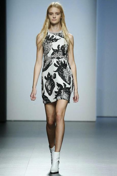 A girl named Álex la nueva colección de Juan Vidal