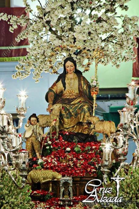 Galería fotográfica de la procesión de la Divina Pastora de Cantillana (IV)