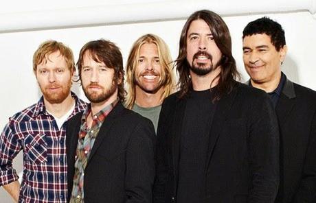 Foo Fighters estrenan en directo un nuevo tema, 'Outside'