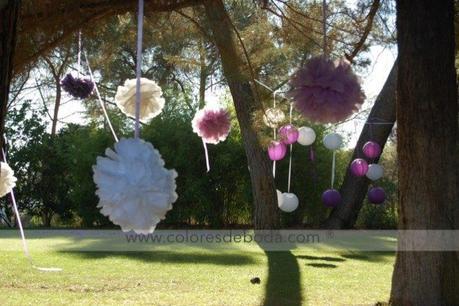 colores-de-boda-pompones-papel