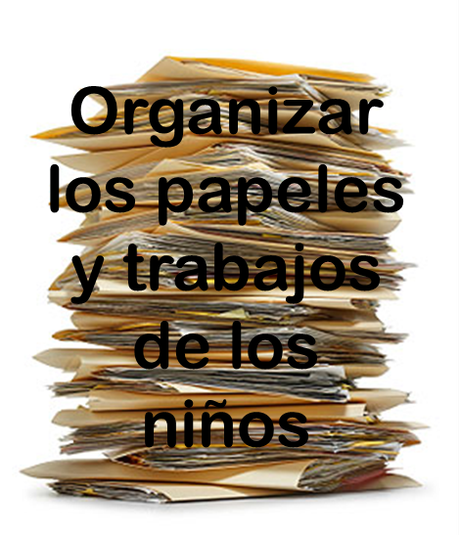 Organiza los papeles de los niños