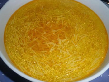 Caldo de pollo