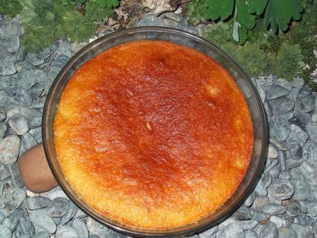 BIZCOCHO DE YOGURT Y MANZANA