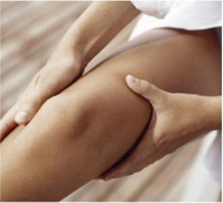 CÓMO ALIVIAR LOS CALAMBRES EN LAS PIERNAS LRG Magazine - Evitar Calambres en las Piernas - 1
