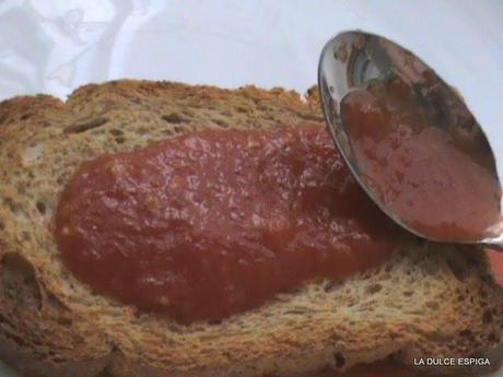MERMELADA DE TOMATE CASERA  CON UN TOQUE DE  VAINILLA
